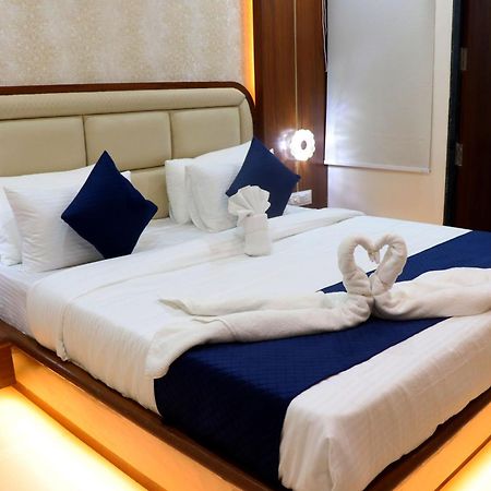 Hotel Aranyasutra Inaya, 印多尔 外观 照片