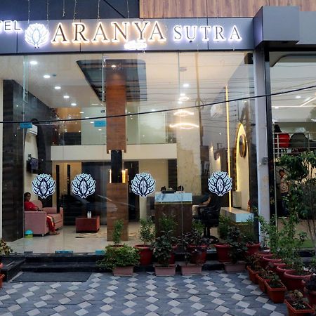 Hotel Aranyasutra Inaya, 印多尔 外观 照片