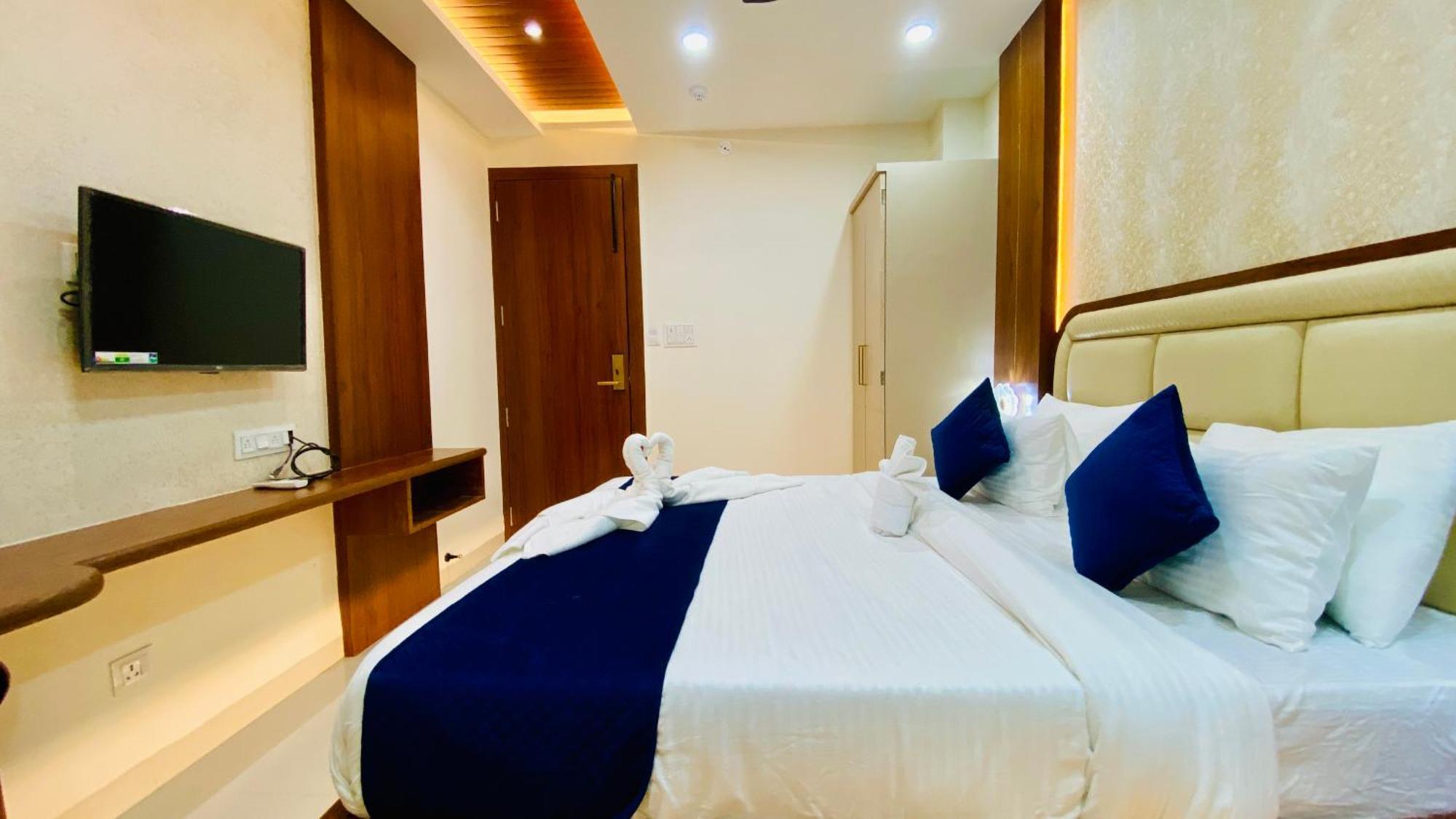 Hotel Aranyasutra Inaya, 印多尔 外观 照片
