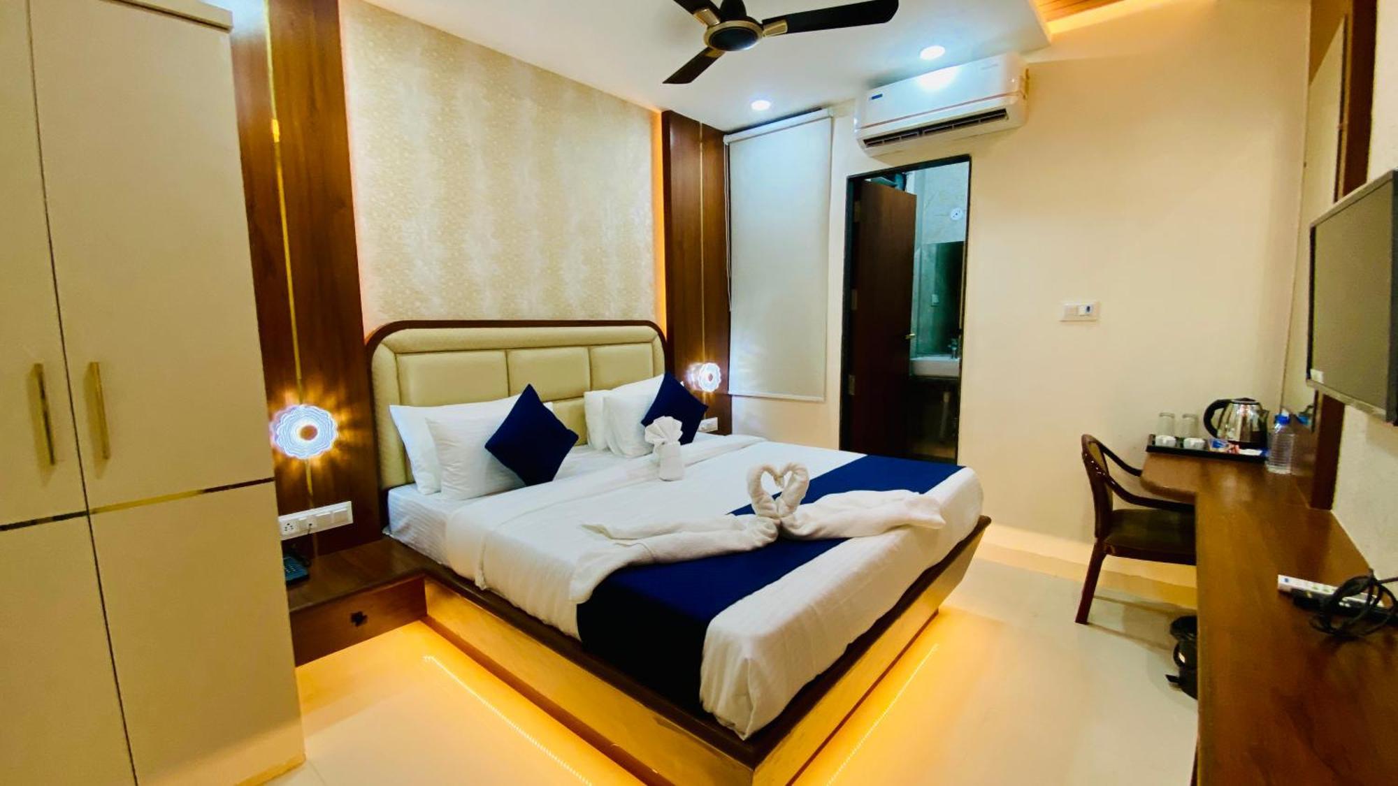 Hotel Aranyasutra Inaya, 印多尔 外观 照片