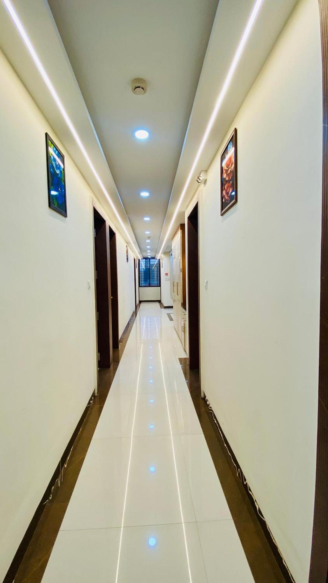 Hotel Aranyasutra Inaya, 印多尔 外观 照片